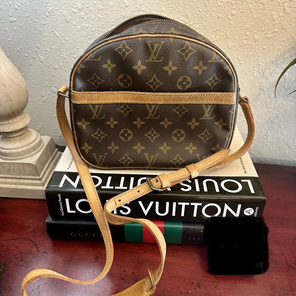Louis Vuitton Senlis Crossbody/Shoulder Bag